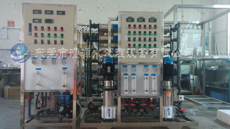  /><br /></div><div>應用領域：</div><div>1.表面處理：電鍍配液用水、電鍍清洗用水;</div><div>2.電子工業：半導體工業超純水、集成電路清洗用水制備;</div><div>3.電力工業：高壓鍋爐補給水制備;</div><div>4.制藥行業：醫用純化水的制備;</div><div>5.化學工業：溶液的脫鹽提純;EDI超純水設備是一種環保節能新型水處理工藝，目前在工業生產用水處理中應用廣泛，受到各行業青睞。</div></div>
						<div   id=